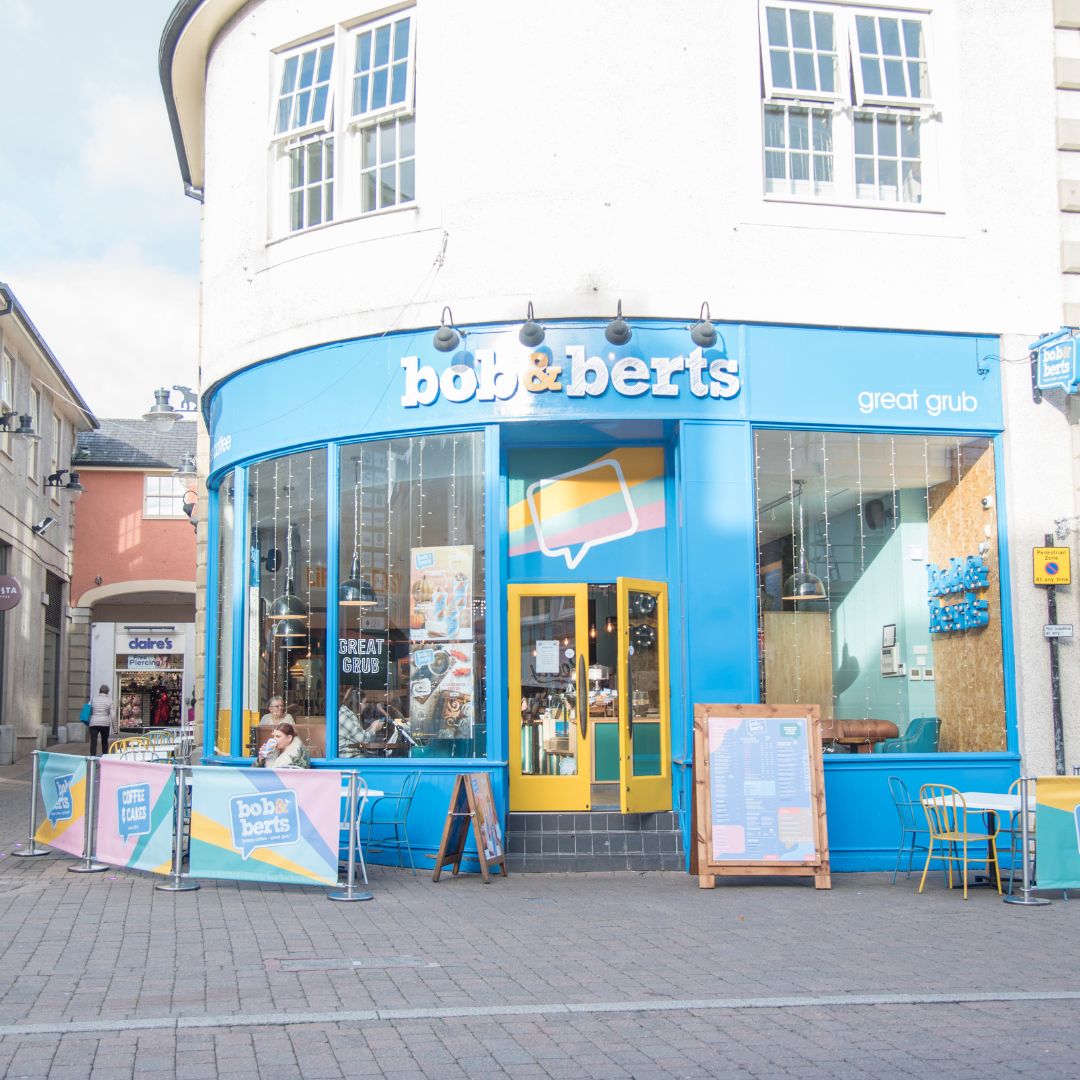 Bob & Berts - Elephant Yard